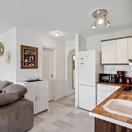 Golfers Paradise By Costarentals - Ref 198 Apartment